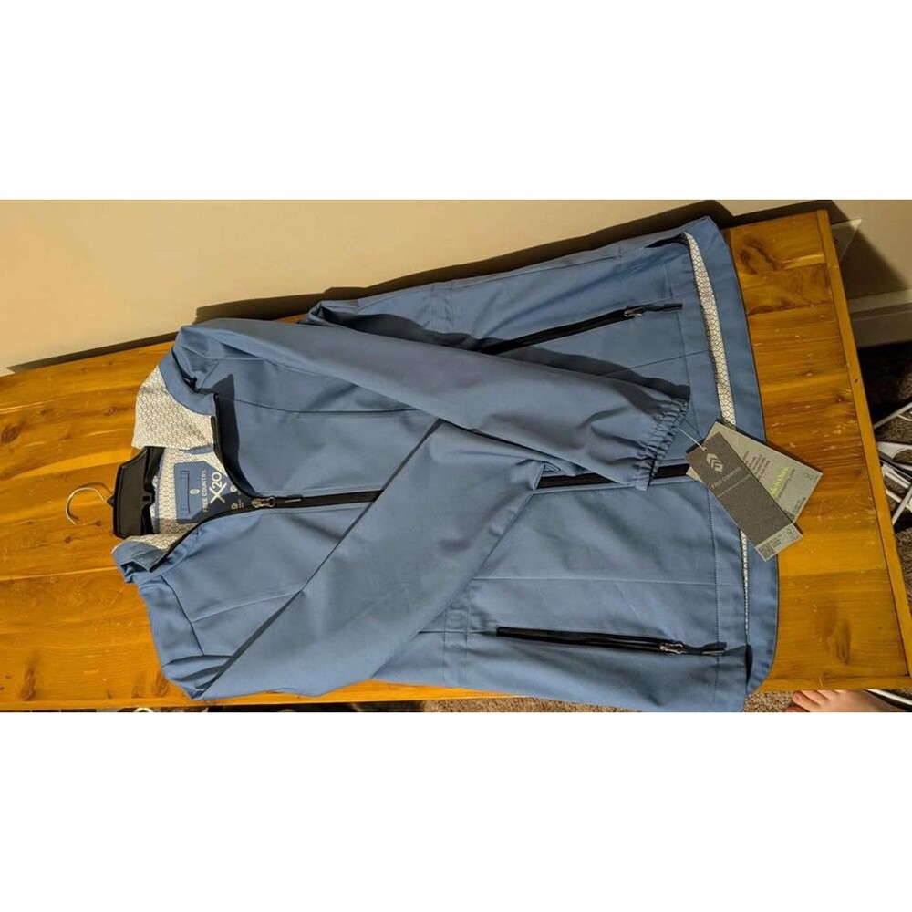 Free Country women's water resistant light weight rain jacket